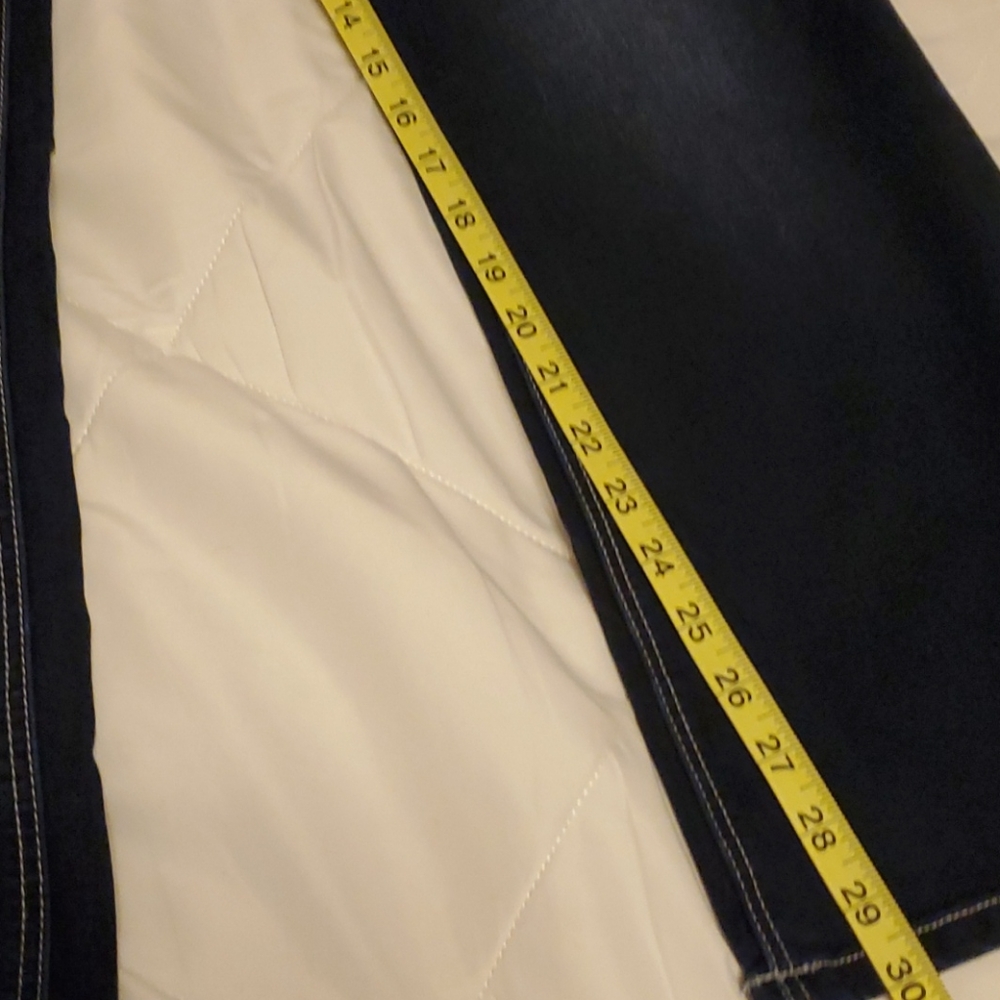 Jeans - Picture 6 of 8